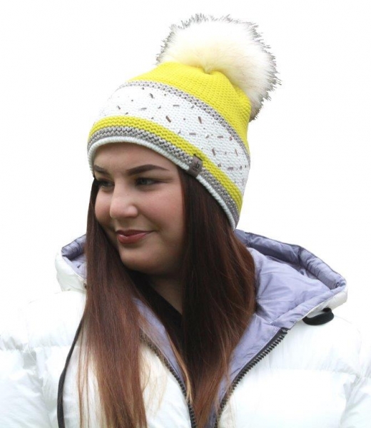 Pudelmütze mit Faux Fur Pompon by kai b.